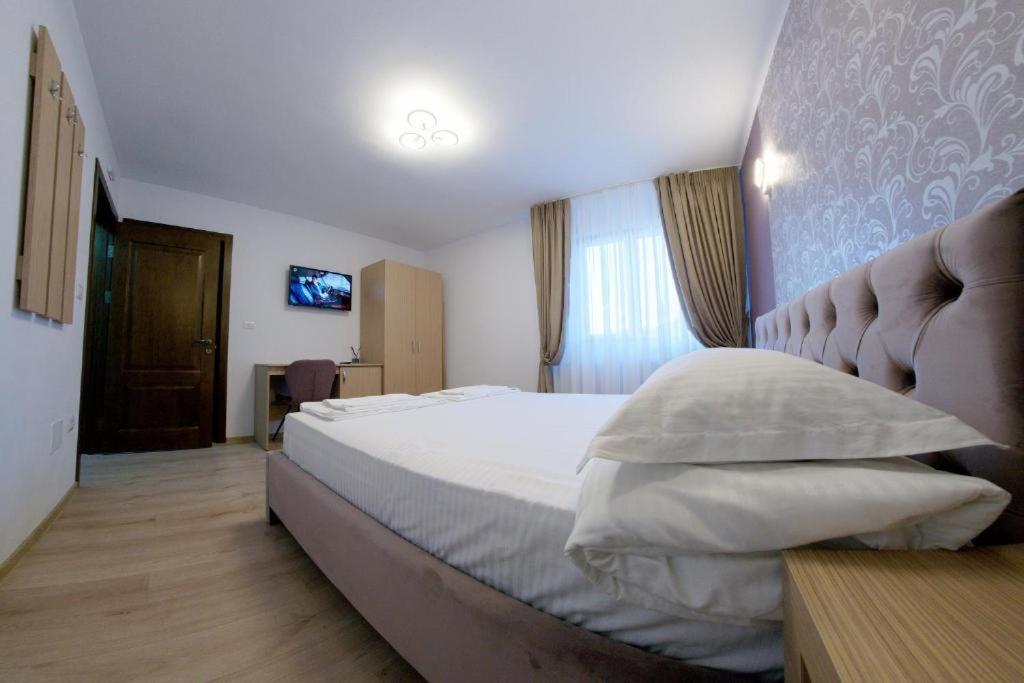 Bucovina Holidays Sadova Câmpulung Moldovenesc Exterior foto